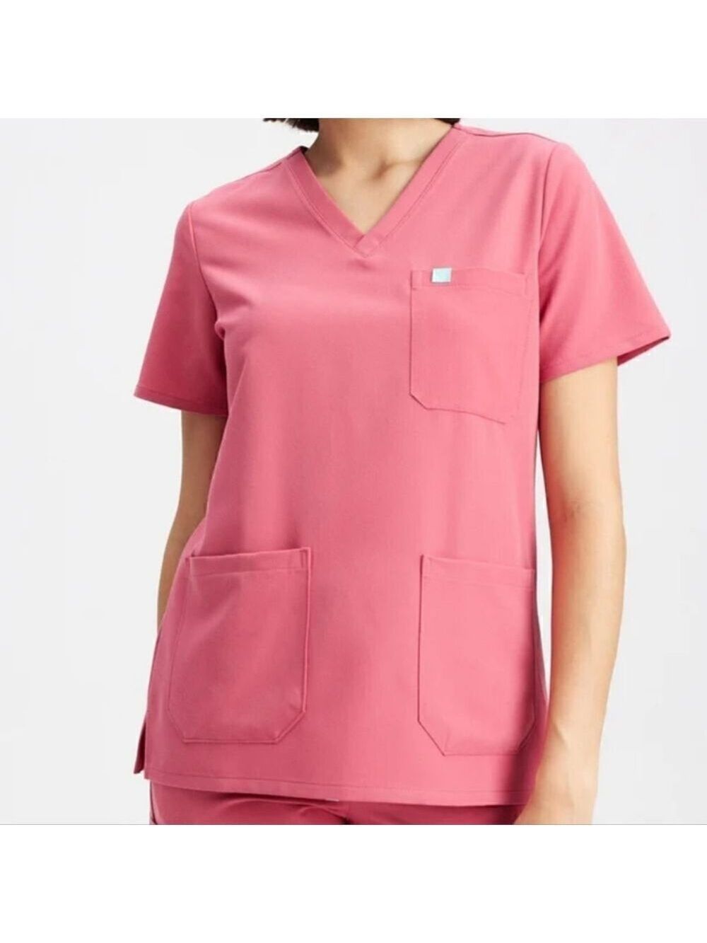 2605 NWT CHLOE RE-GARDE BAROQUE ROSE - Three Pockets Scrub Top Size XS